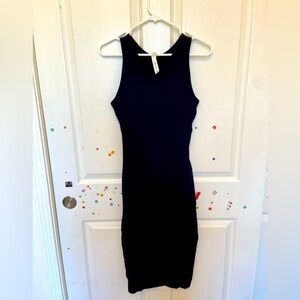 Lululemon black dress never women